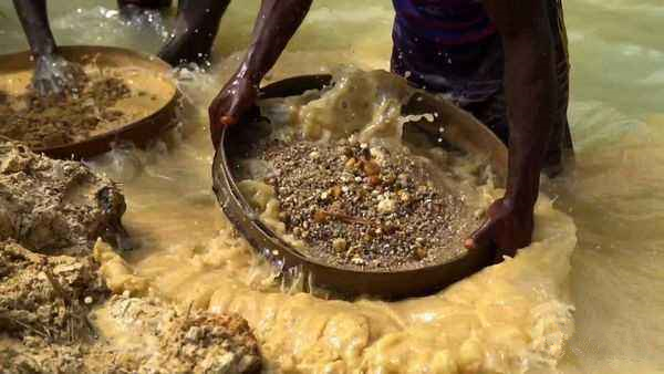 宝石绿翡翠金刚石在我国被应用了一千多年，那个时候大多西方还是蛮荒之地  第5张