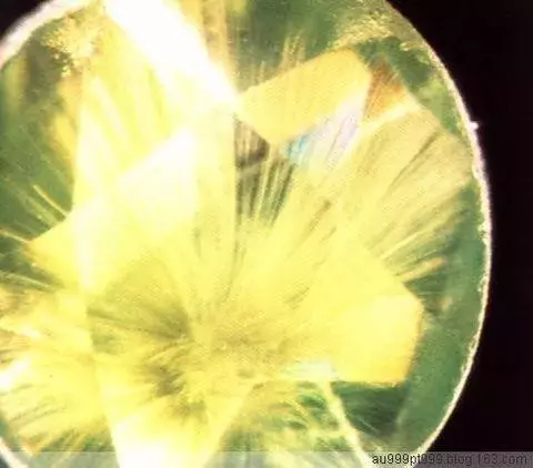 哪种绿翡翠手镯好如果矿物会说话——尖晶石  第17张