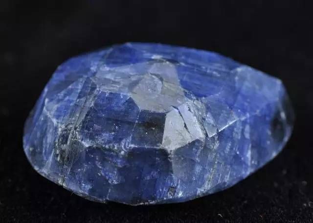 翡翠手镯料明料如何辨别红宝石真假？  第2张