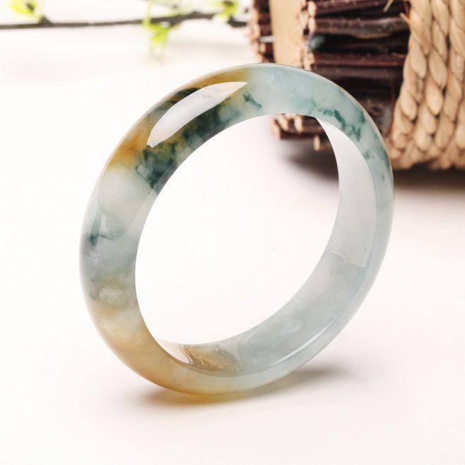 翡翠手镯里有空为什么别人手里的翡翠价格翻了几倍，而你手里的翡翠不断掉价？  第6张