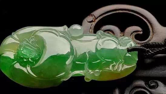 全方面解读翡翠手镯价值！  第15张