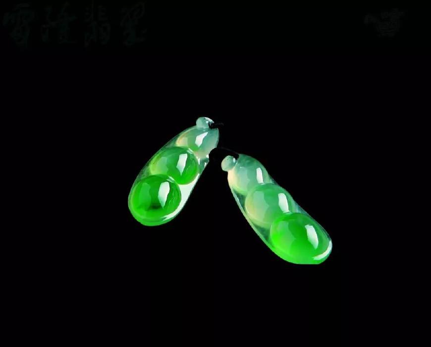 翡翠天空蓝原石翡翠的“纹”决定了翡翠的价格？然而90%的人却忽略了这个细节！  第4张