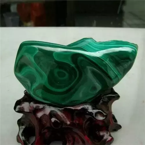 十大极品的翡翠摆件这么美的孔雀石你见过吗？太迷人了！  第14张