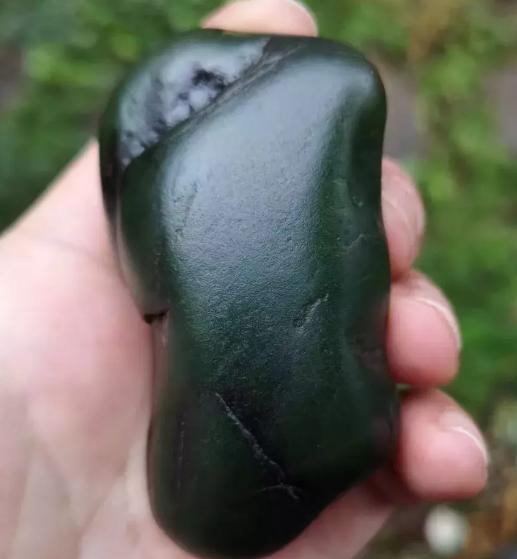 碧玉的五大门派：最贵的公斤几十万，最便宜的一块几百块  第3张