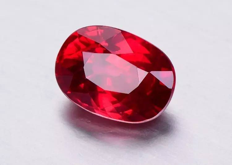 一分钟认识红宝石  第1张