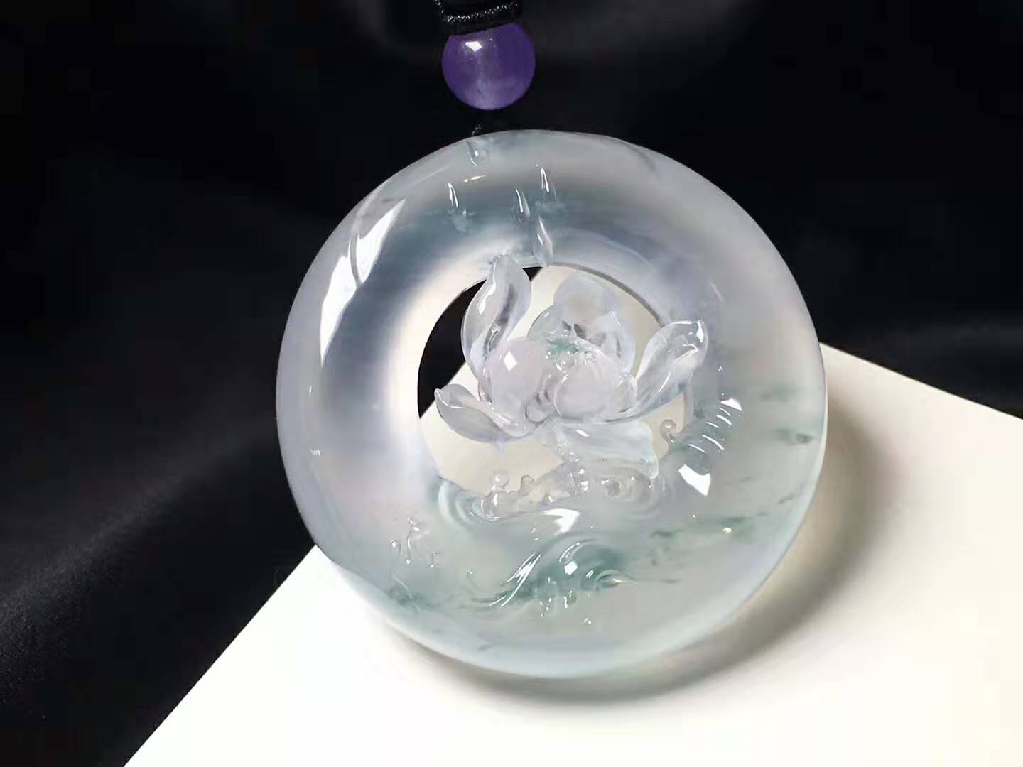 时间赋予的美丽矿藏——翡翠，有着怎样的档次级别，怎么去识别？  第10张