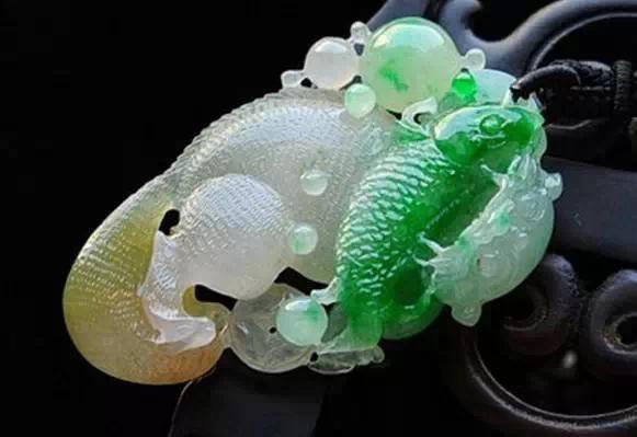 全方面解读翡翠手镯价值！  第14张