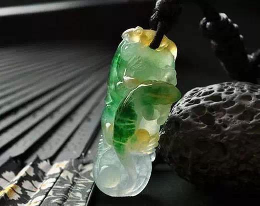 全方面解读翡翠手镯价值！  第11张