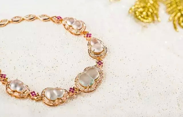 高档翡翠的收藏价值为何高于其他贵重珠宝？  第10张