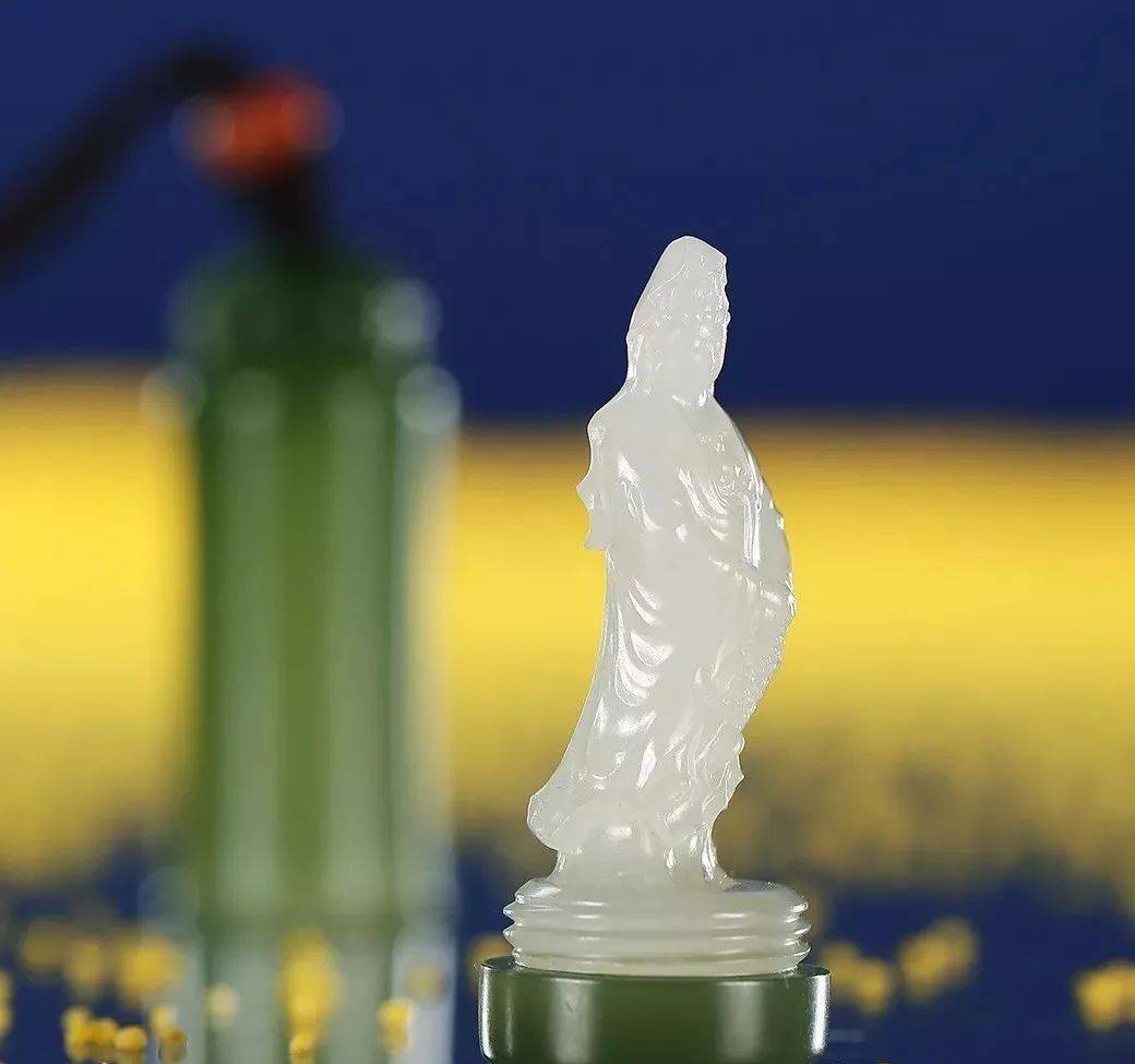 为何优秀的人都玩起了玉？玩玉到底玩的是什么？  第5张