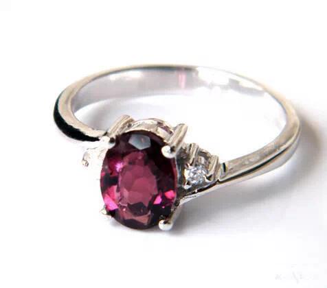 老红翡翠手镯值近年来珠宝价格走势,为你的收藏作参考  第6张