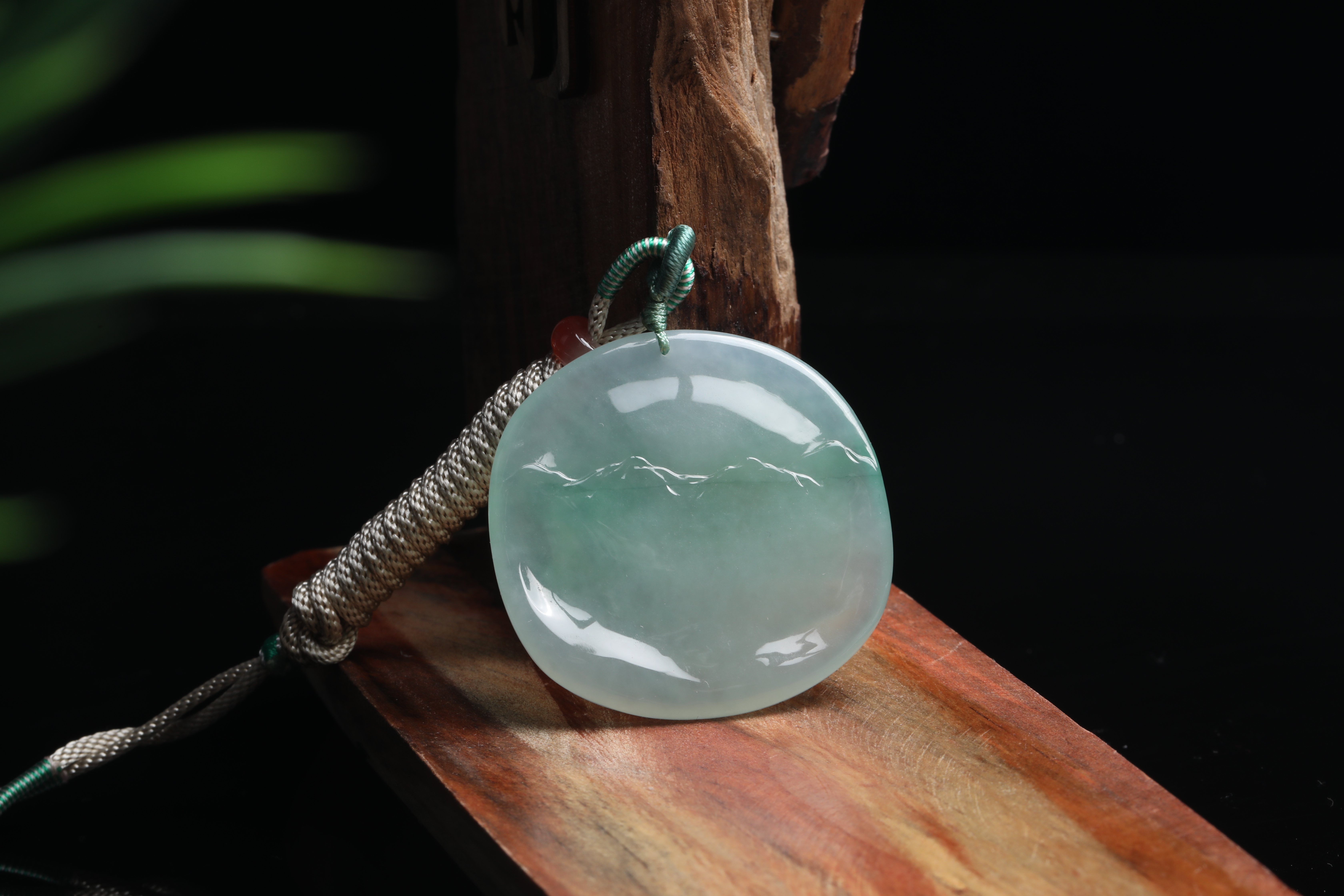 翡翠价格都是炒作？了解这7点，你才能重新认识翡翠的价值  第7张