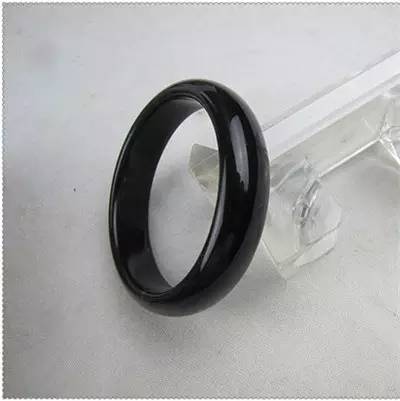 这块翡翠在十年里已经涨了十倍，你居然还不知道  第5张