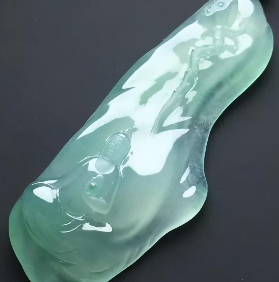 晴水翡翠的收藏价值体现在哪里？  第3张