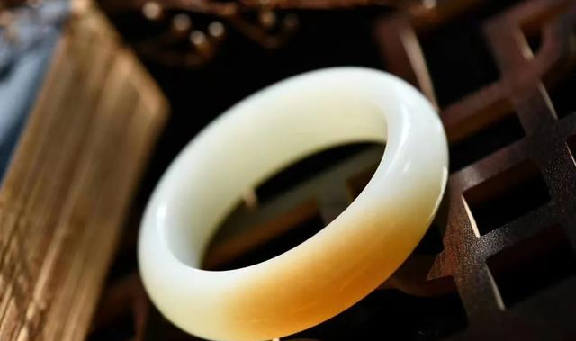 什么样的玉石适合收藏有升值价值？  第10张