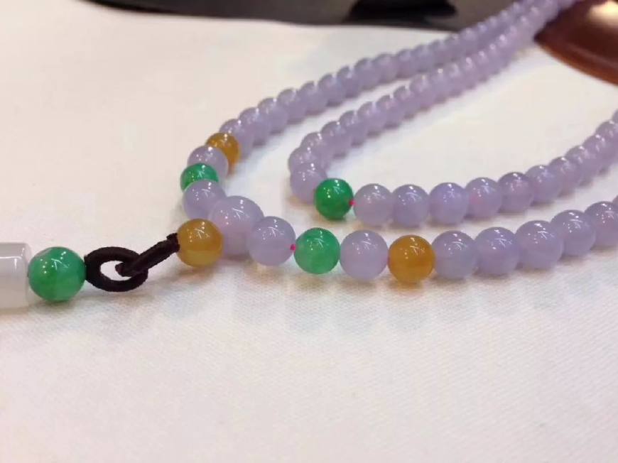 以紫为贵，紫罗兰翡翠在国人心中的地位如何？如何鉴别高低呢？  第5张