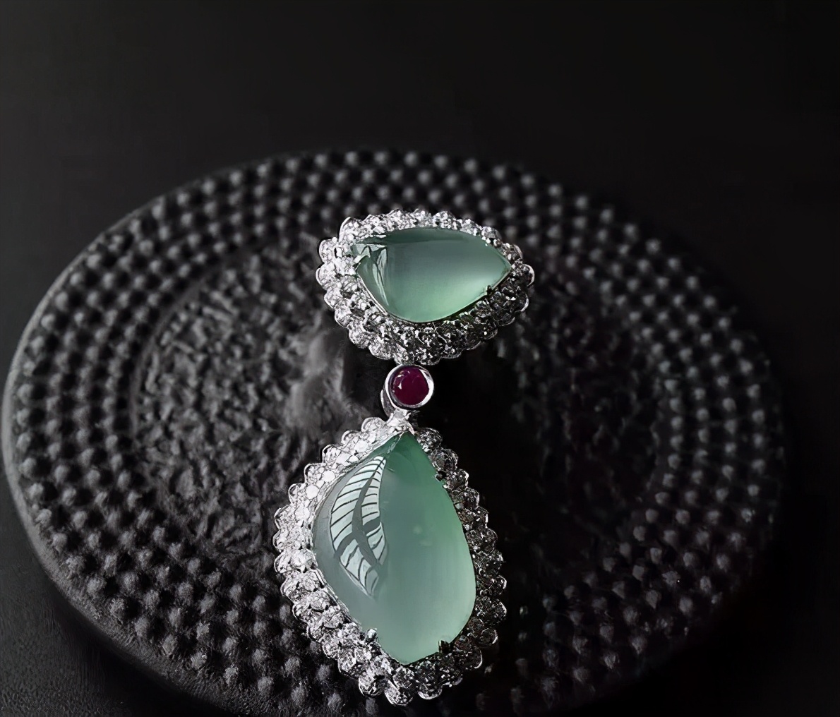 晴水翡翠的收藏价值体现在哪里？  第1张