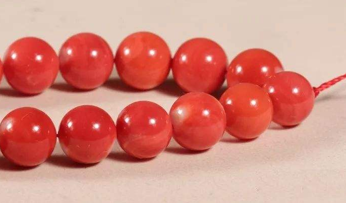 天然红珊瑚，为什么会有瑕疵？竟然跟生长环境有关  第5张