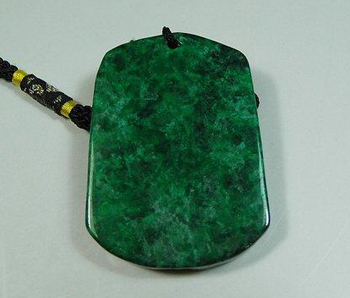 翡翠的价值主要从何评估呢？  第9张