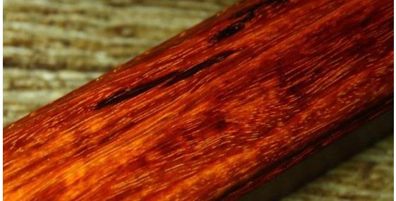 梦见别人送我翡翠戒指浅谈常见的几种檀木  第3张