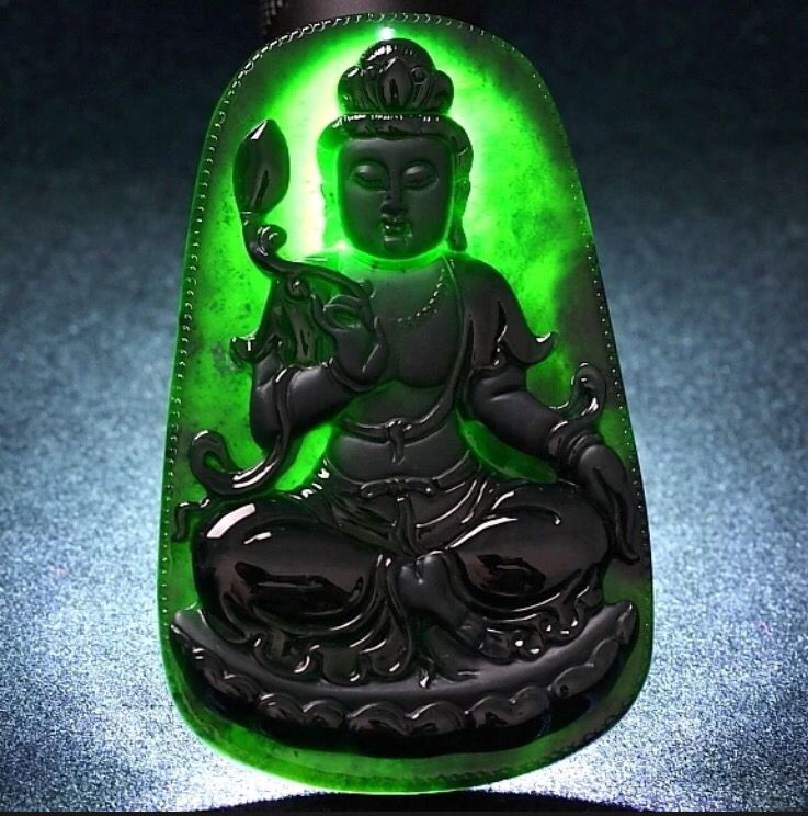 带你走进“玉石之王”翡翠的绿色世界  第9张