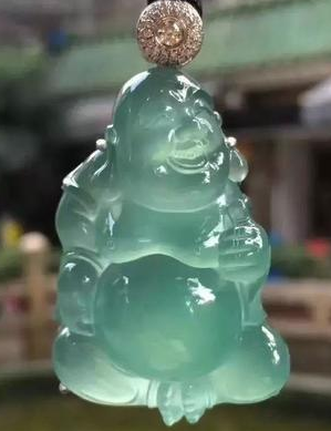 芙蓉种翡翠究竟贵在哪里  第3张