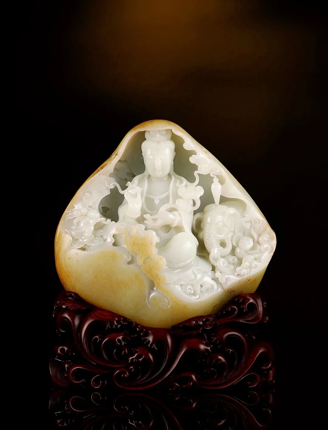 糯米种翡翠手镯价格从2020看2021，玉石行业将有哪些大变化？  第10张