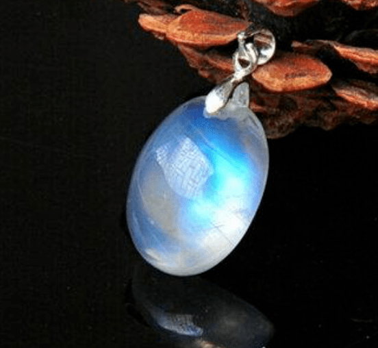 哪些宝石首饰价格合适而又美丽大方？  第5张