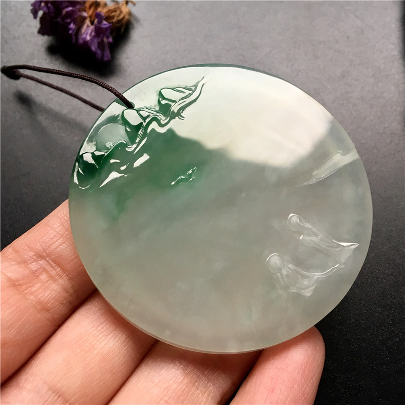 果敢翡翠手镯直播间细糯种翡翠是什么颜色？细糯种翡翠手镯的价格是多少？  第2张