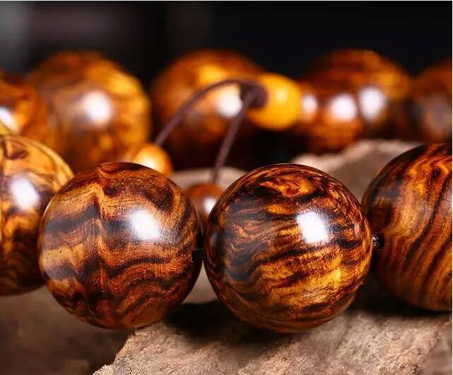 花梨木绝非黄花梨，相似但价值相差巨大  第1张