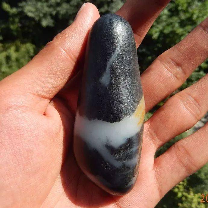 一红、二黄、三墨、四羊脂，这排行有没有根据？  第6张