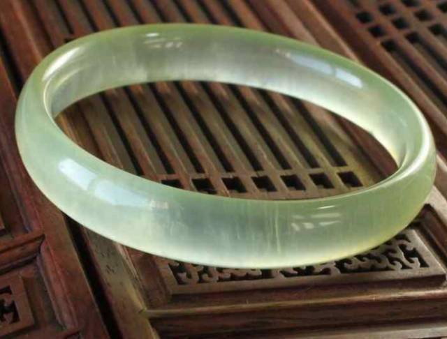 玉石加工设计常年被低估的 5 种玉石，有的还是四大名玉之一！  第6张