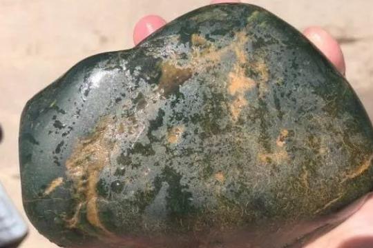 和田玉最新行情来了  第8张