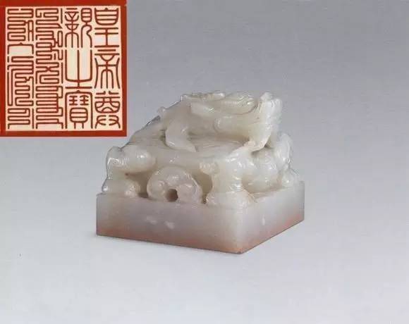 快手翡翠原石直播号哪里买这款乾清“传世印玺”，拍价高达8000万！  第4张