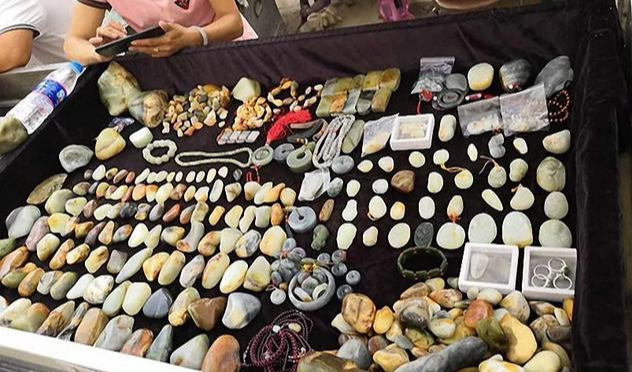 聊聊目前玉石市场的困境吧！  第3张