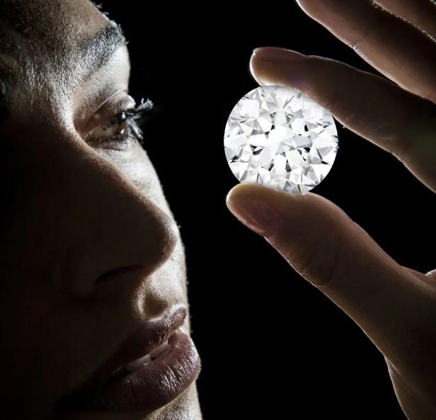 珠宝圈大地震，你的钻石是涨是跌？  第1张