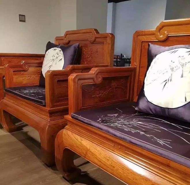 花梨木绝非黄花梨，相似但价值相差巨大  第2张