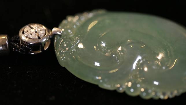 色差一等，价差十倍，绿色翡翠竟然还分这么多种  第7张