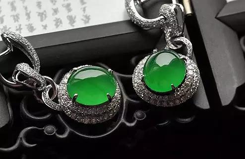 黄金大涨，黄金珠宝却消费乏力，珠宝首饰为啥突然不好卖了？  第4张