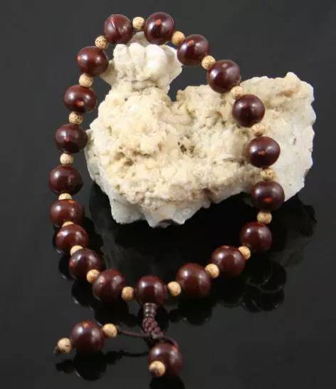 翡翠紫色手串菩提子手串种类大全！  第4张