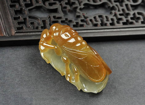 翡翠原石的种水和色怎么鉴别视频谁说黄翡不值钱，这件黄翡千手观音竟然要40万！  第11张