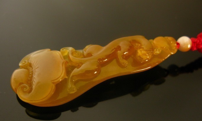 这么“黄”的翡翠？  第8张