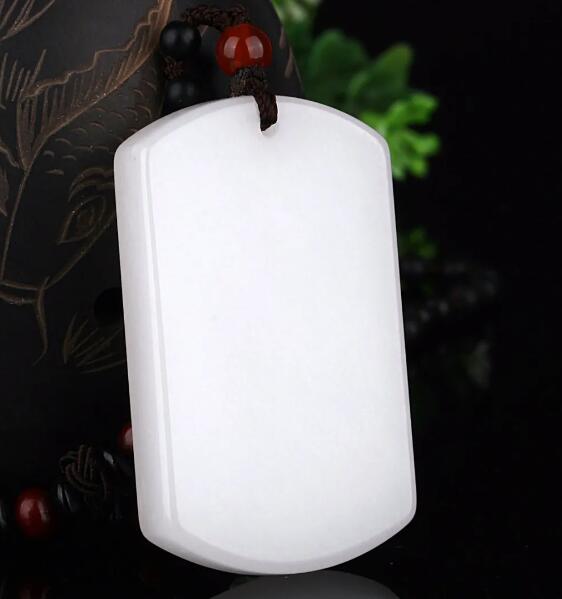 翡翠满绿项链为啥和田玉造假泛滥，却没有人来管！  第3张