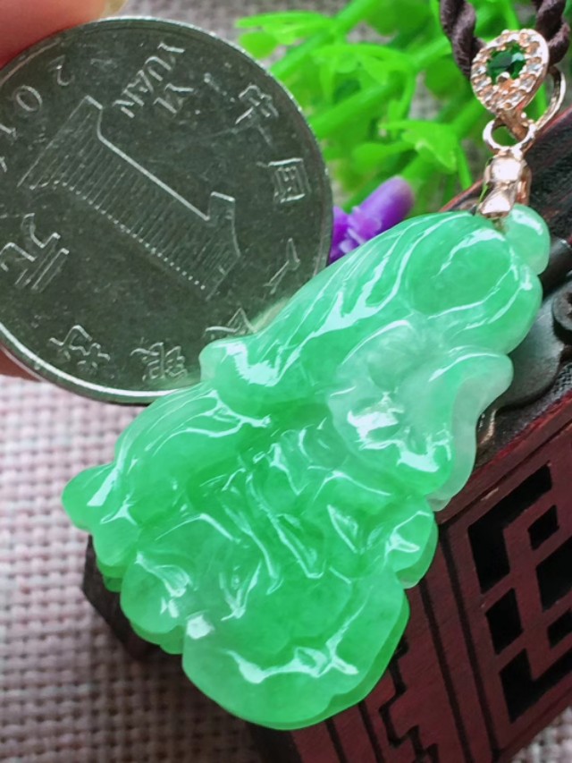 翡翠“遇百财”来了一大波，赶紧收藏，对比参照，再也不会掉进坑  第8张