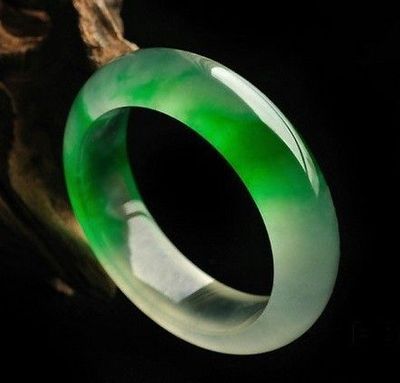 翡翠的消费趋势  第1张