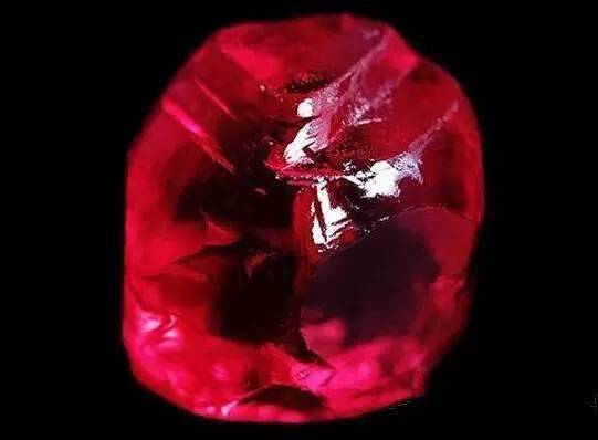 动辄标价数万乃至上千万的玉石是在欺骗消费者吗？  第1张