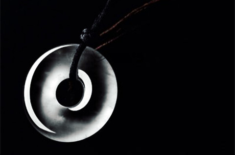 紫罗兰翡翠手镯广告词这个世界，只有龙石种翡翠敢叫板玻璃种翡翠  第1张