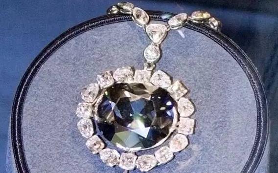 美色惊人全球最昂贵的十二颗彩色钻石  第10张