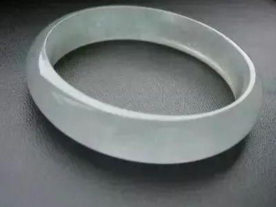 翡翠手镯：5分钟让你看明白自己手镯的真实价格  第16张
