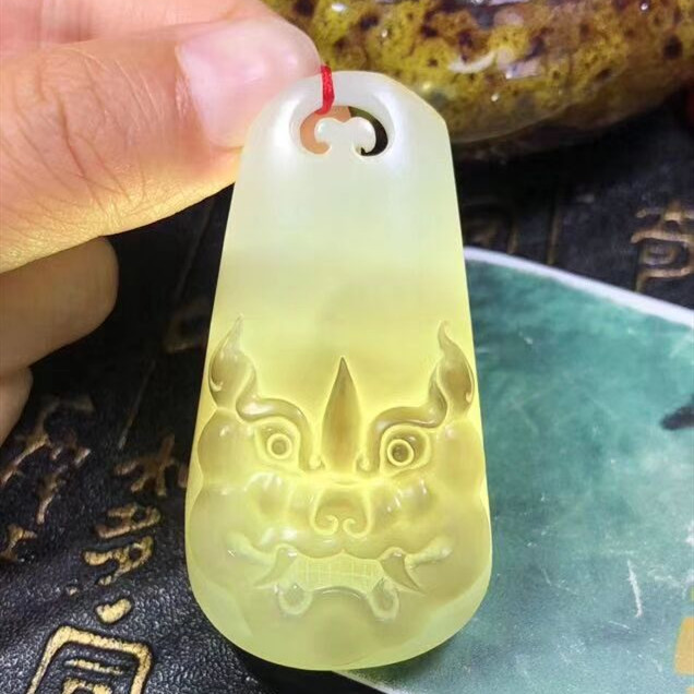 翡翠满绿项链为啥和田玉造假泛滥，却没有人来管！  第6张